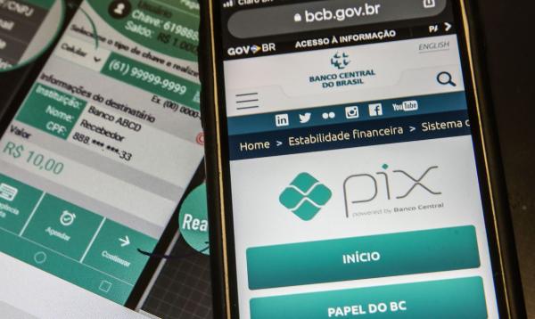 Correntistas relatam instabilidade no Pix em diversos bancos