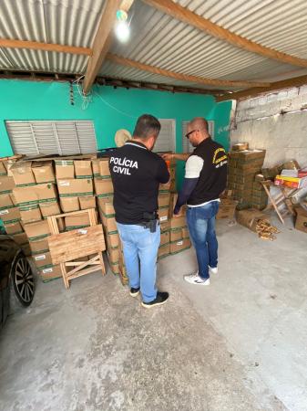 PolÃ­cia desmantela quadrilha que adulterava alimentos vencidos em Arapiraca
