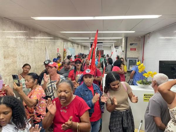 Movimentos agrários ocupam sede do Incra em Maceió contra novo superintendente