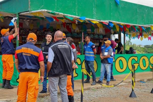 Quatro barracas de fogos de artifício são interditadas em Maceió