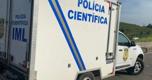Corpo com marcas de tiros é encontrado no Vergel do Lago, em Maceió