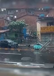 Acidente grave interdita totalmente a Avenida Leste-Oeste em Maceió neste domingo (15)